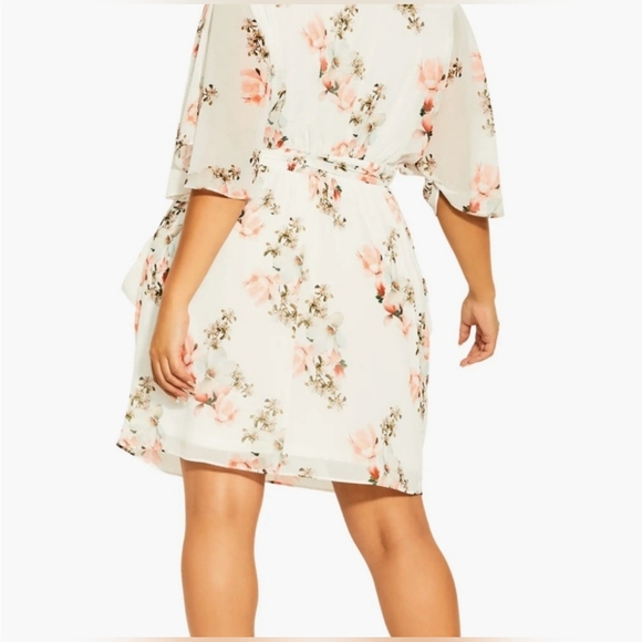 City Chic Floral Midi Dress in Cream and Peach - Picture 12 of 13